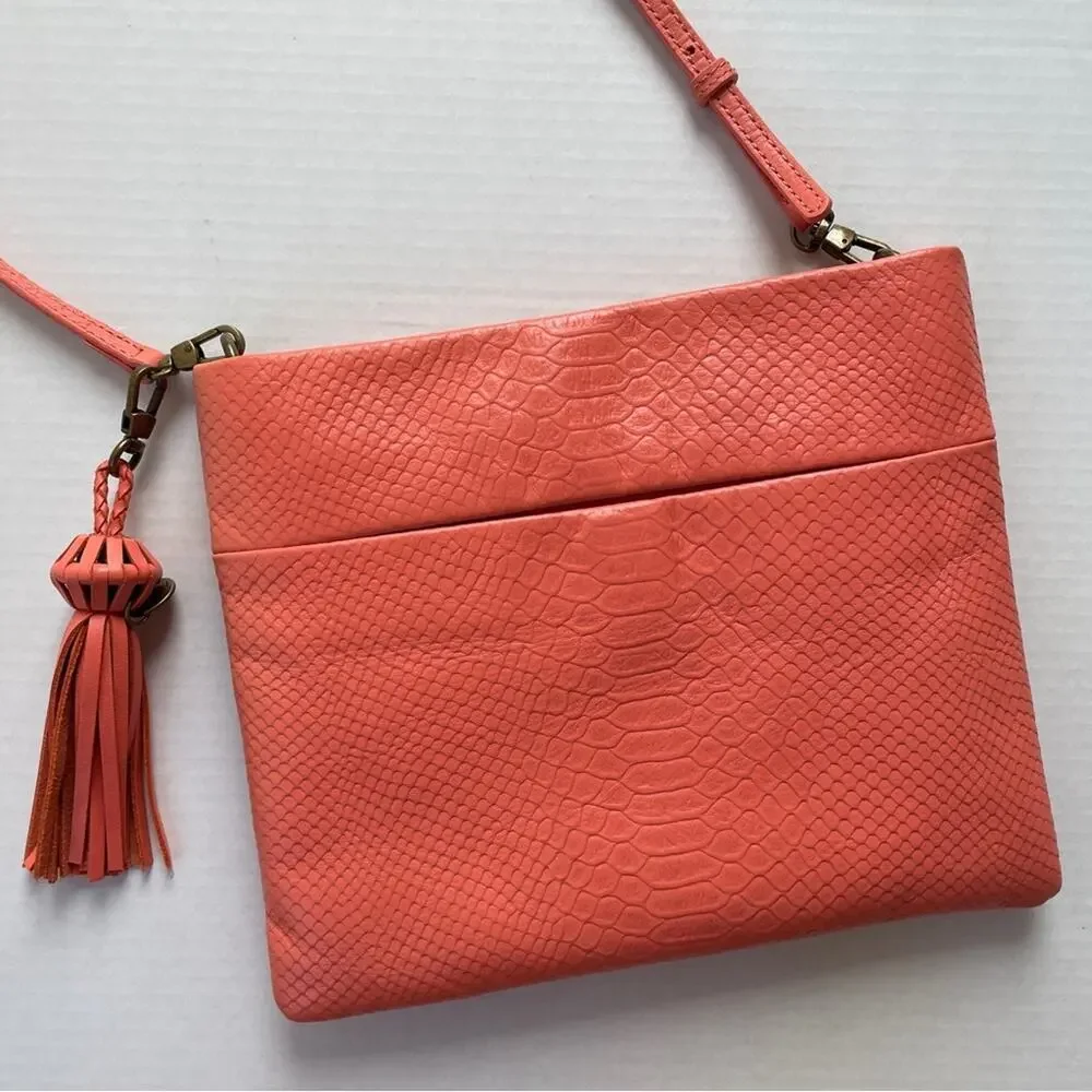 The Sak Coral Crossbody Leather Tassel Purse Croc Embossed Convertible Strap